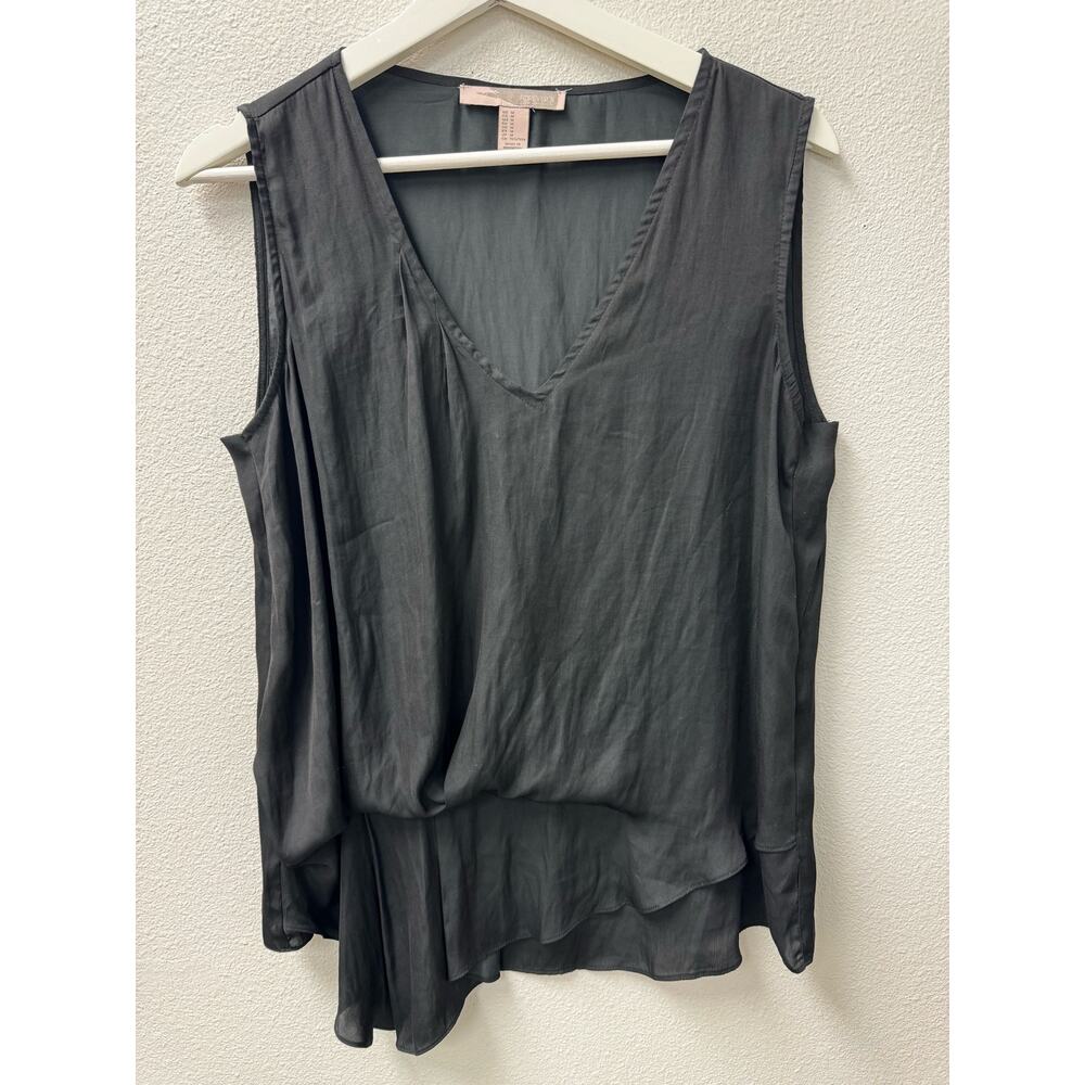 Forever 21 Women's Sleeveless Blouse Black Size M